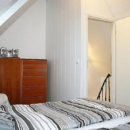 Faehrhaus Nr 12 Mit Sauna- Und Schwimmbadnutzung Im Ahoi Erlebnisbad * Sellin (Rugen)